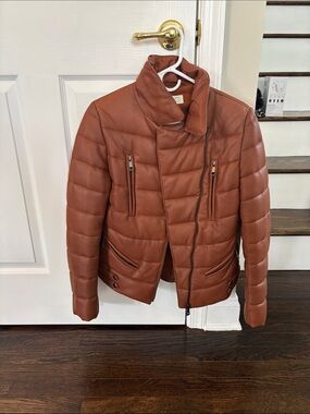 Vakko Quilted Puffer Jacket in Chestnut